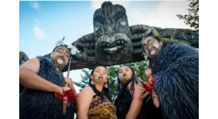 Rotorua - Soirée spectacle Maori - Mitai