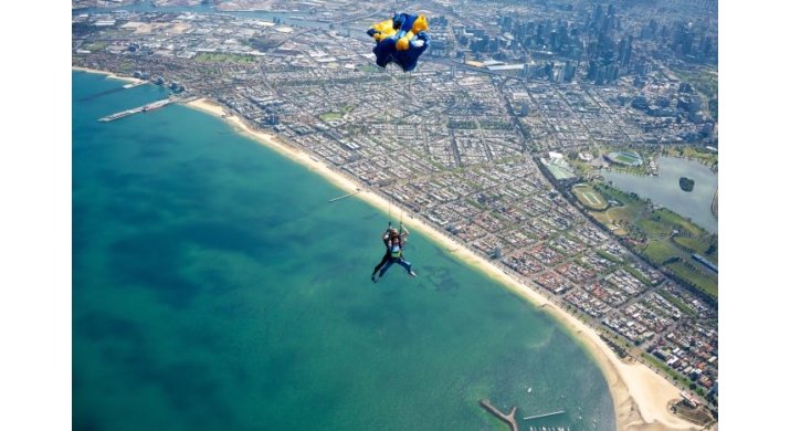 Melbourne (St- Kilda) - Saut en parachute Tandem - (15.000pieds)