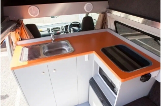 Travellers Autobarn Kuga - 3 couchages