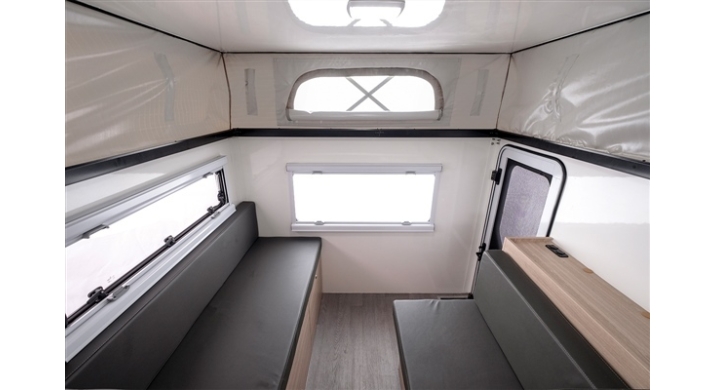 Apollo 4WD Adventure Camper - 2 couchages