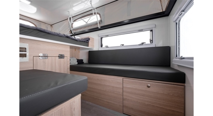 Apollo 4WD Adventure Camper - 2 couchages