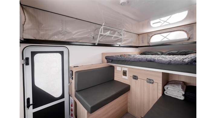 Apollo 4WD Adventure Camper - 2 couchages
