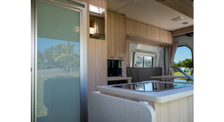 Apollo Hitop Camper - 2 Berth