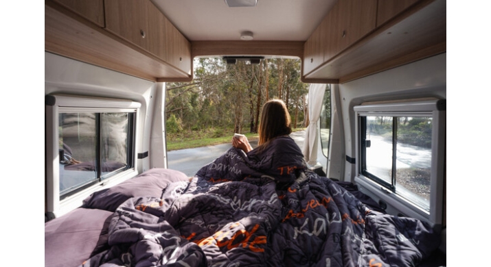 Apollo Hitop Camper - 2 Berth