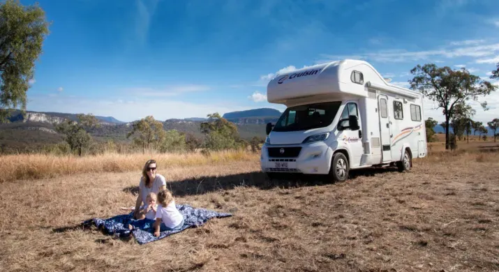 Cruisin Adventurer - 4 couchages