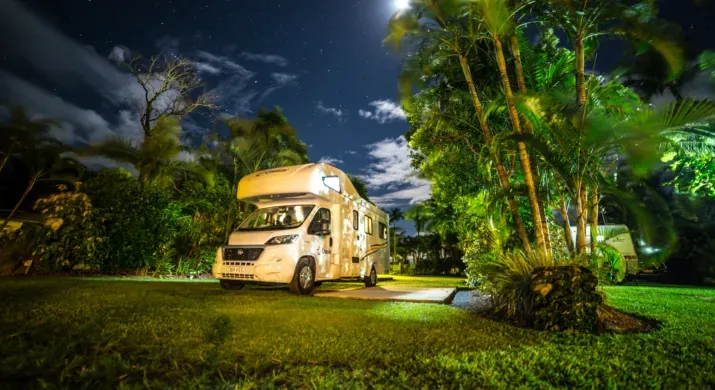 Cruisin Adventurer - 4 couchages