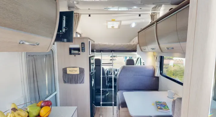 Cruisin Adventurer - 4 couchages