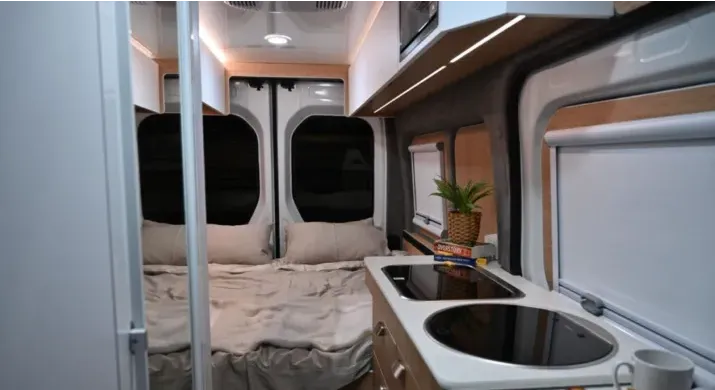 Cruisin Rover (D/T) - 2 couchages