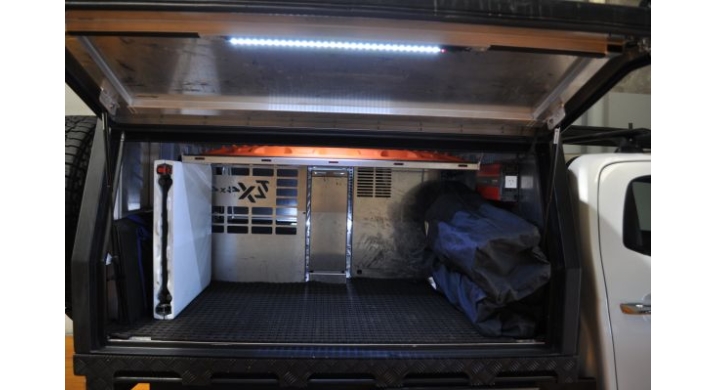 Defender Adventure D-Max Duo