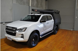 Defender Adventure D-Max Duo