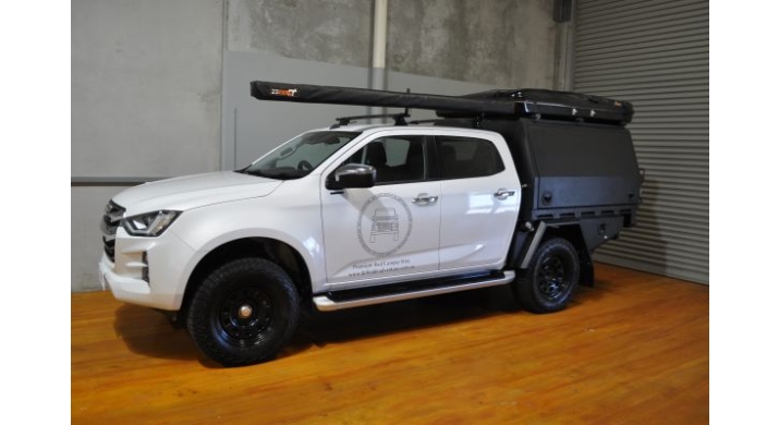 Defender Adventure D-Max Duo