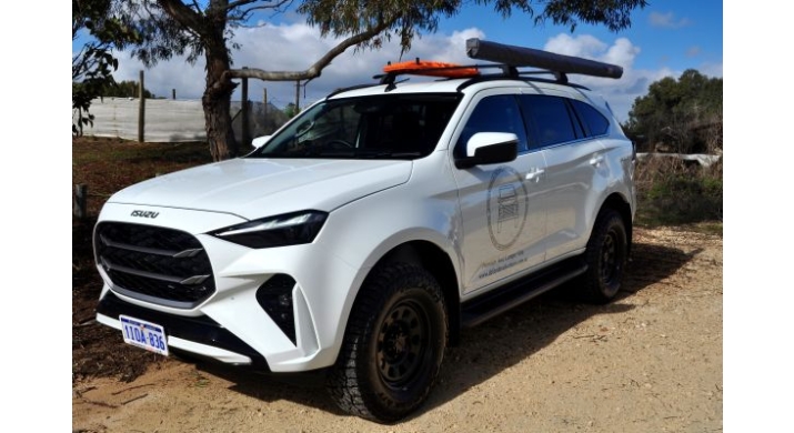 Defender Adventure MU-X