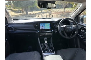 Defender Adventure MU-X Explorer