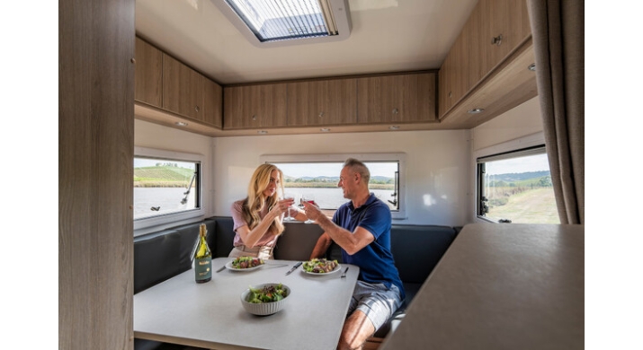 Maui River - 6 Berth