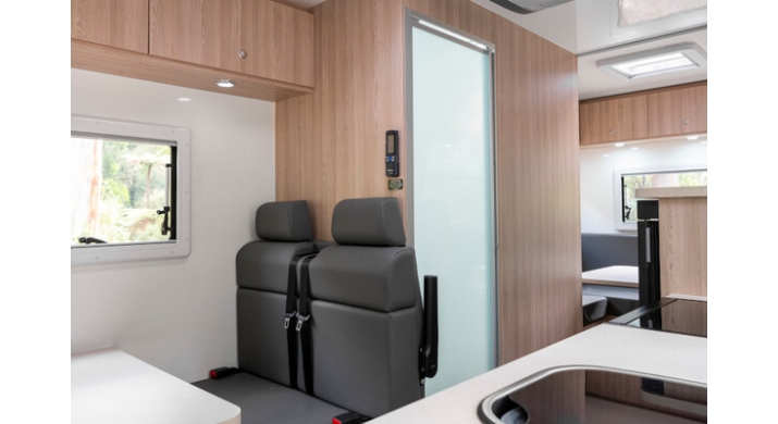 Maui River - 6 Berth