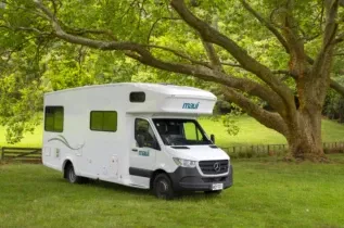 Maui Sunset - 6 Berth