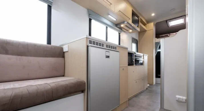 Maui Sunset - 6 Berth Maui Sunset - 6 Berth