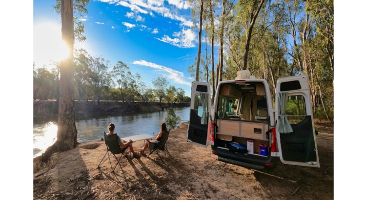 Maui Ultima Plus - 2 + 1 Berth